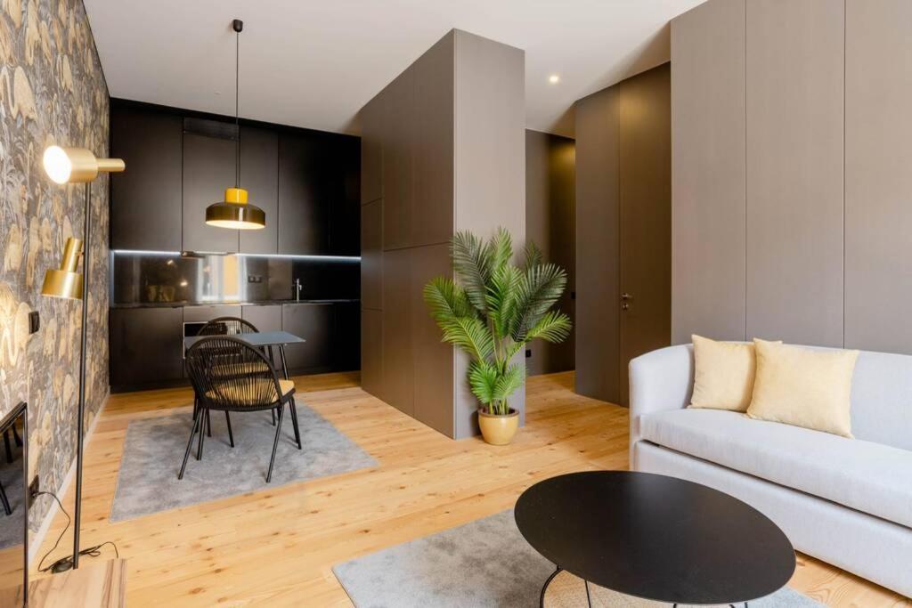 Boutique Rentals-Art & Charm II Apt W/ Terrace Porto Exterior foto