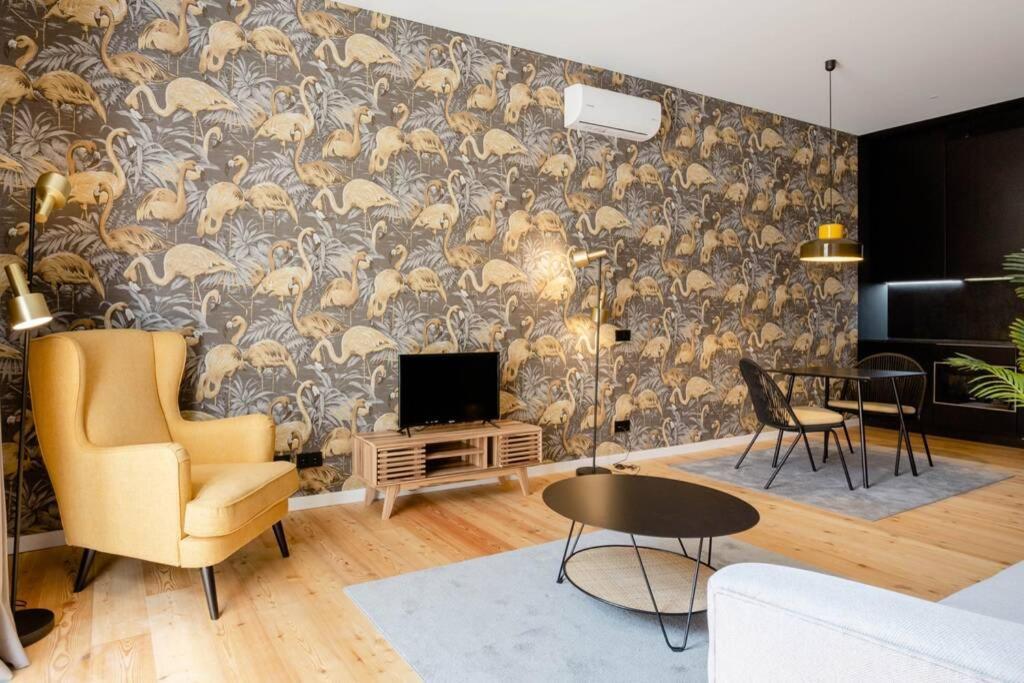 Boutique Rentals-Art & Charm II Apt W/ Terrace Porto Exterior foto