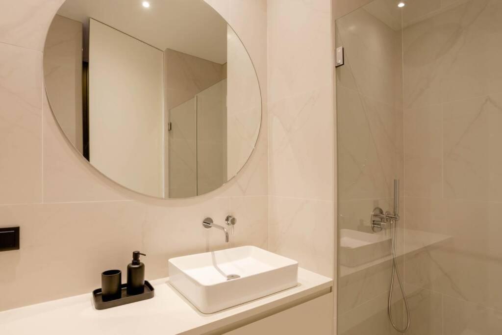 Boutique Rentals-Art & Charm II Apt W/ Terrace Porto Exterior foto